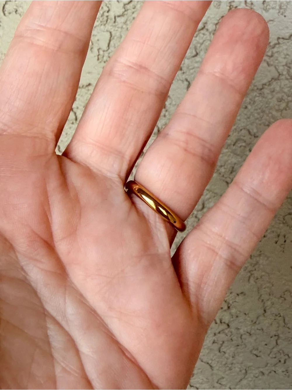 Luminous Gold Pearl Open-Top Ring in White Pearl